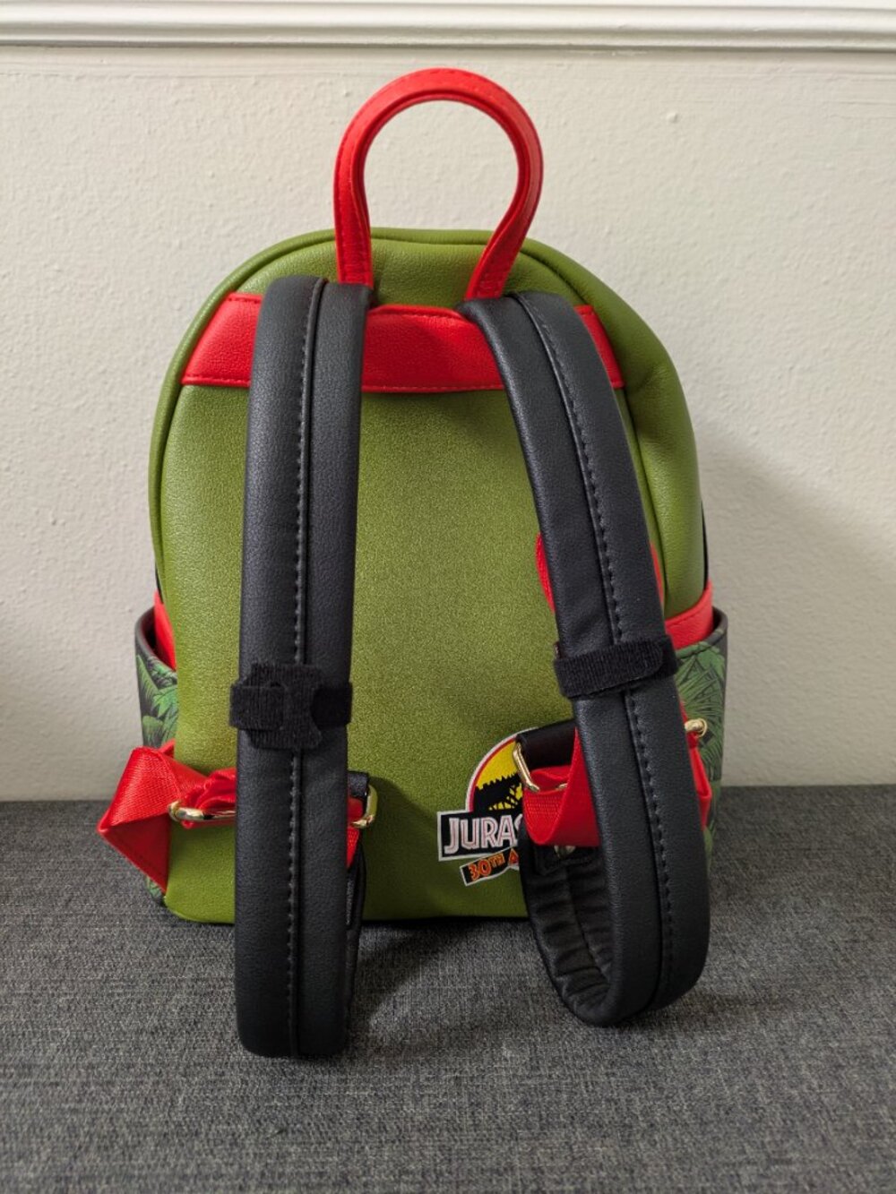 Jurassic Park 30th Anniversary Loungefly Dilophosaurus Mini Backpack - Picture 6 of 8